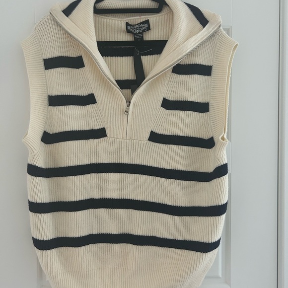 Banana Republic Sweaters - Women’s Striped Sweater Vest - Navy and Cream XL